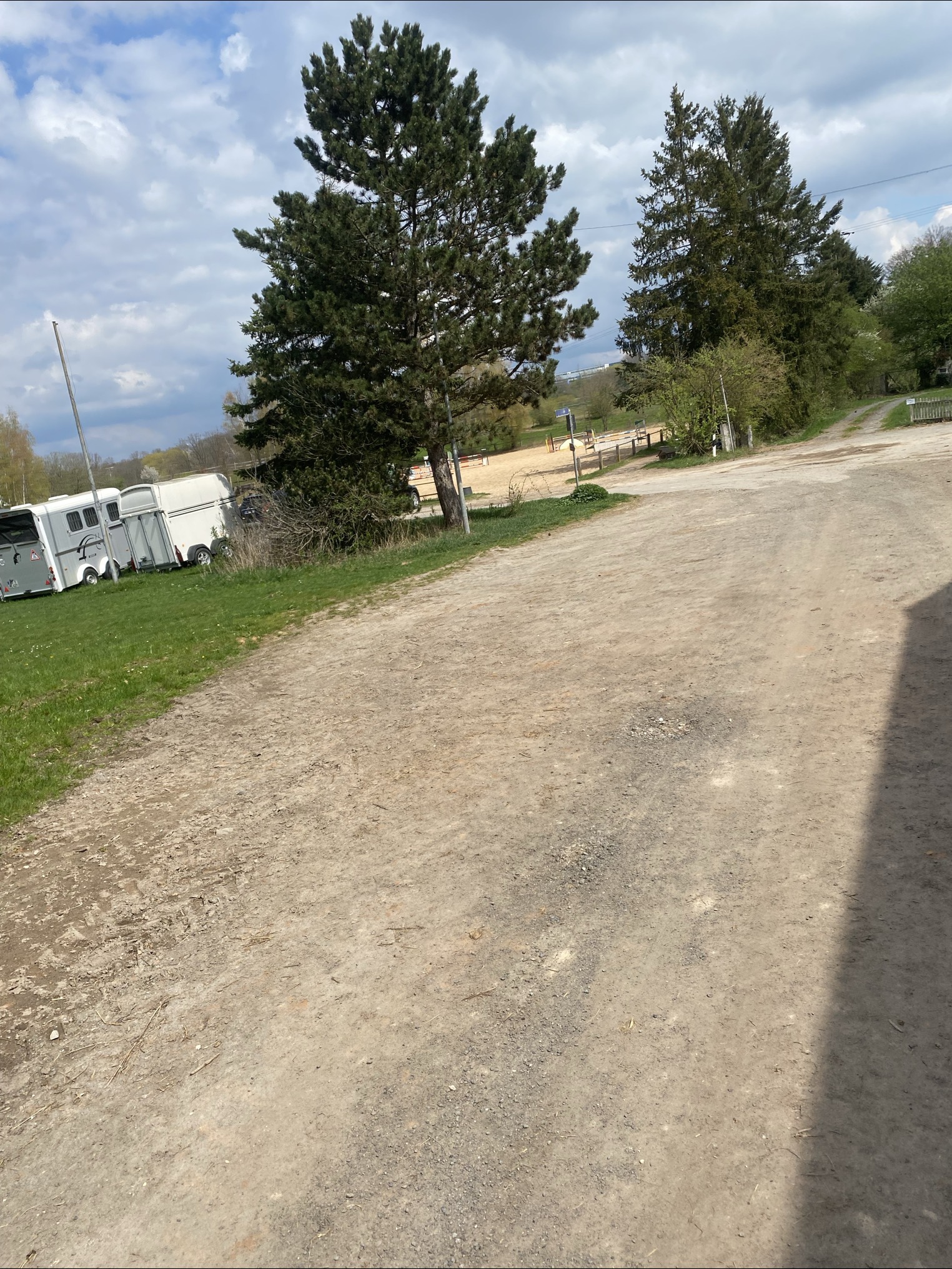 Bildbeschreibung hier einfügen